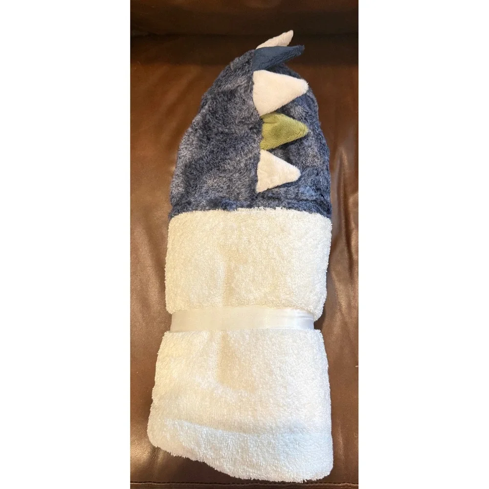 Swankie Blankie Minky Hooded Towel Blue White Dinosaur Spikes Terry Cloth NEW
